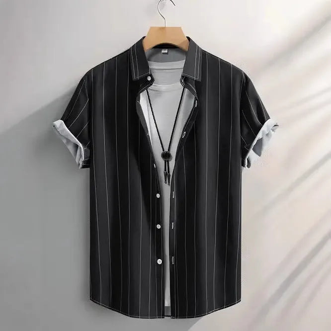 Men's striped stand collar shirt with short sleeves in loose fit cardigan style