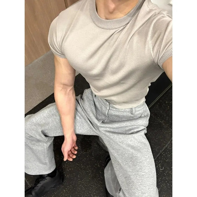 Men's knitted slim fit short sleeve t-shirt with thread cuff-closing in solid colour options