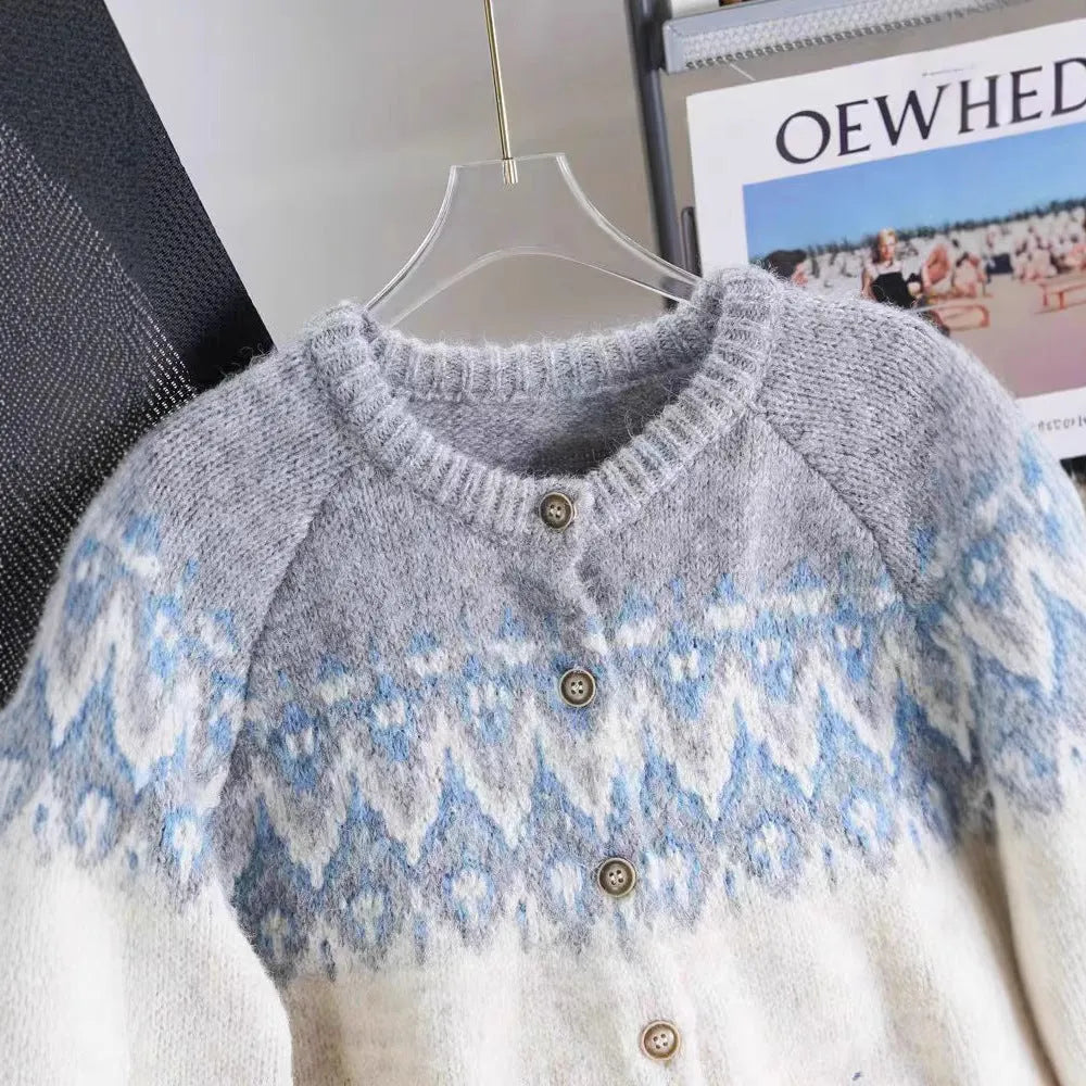 Women's loose-fit jacquard sweater coat in beige, brown, or navy blue with long sleeves.