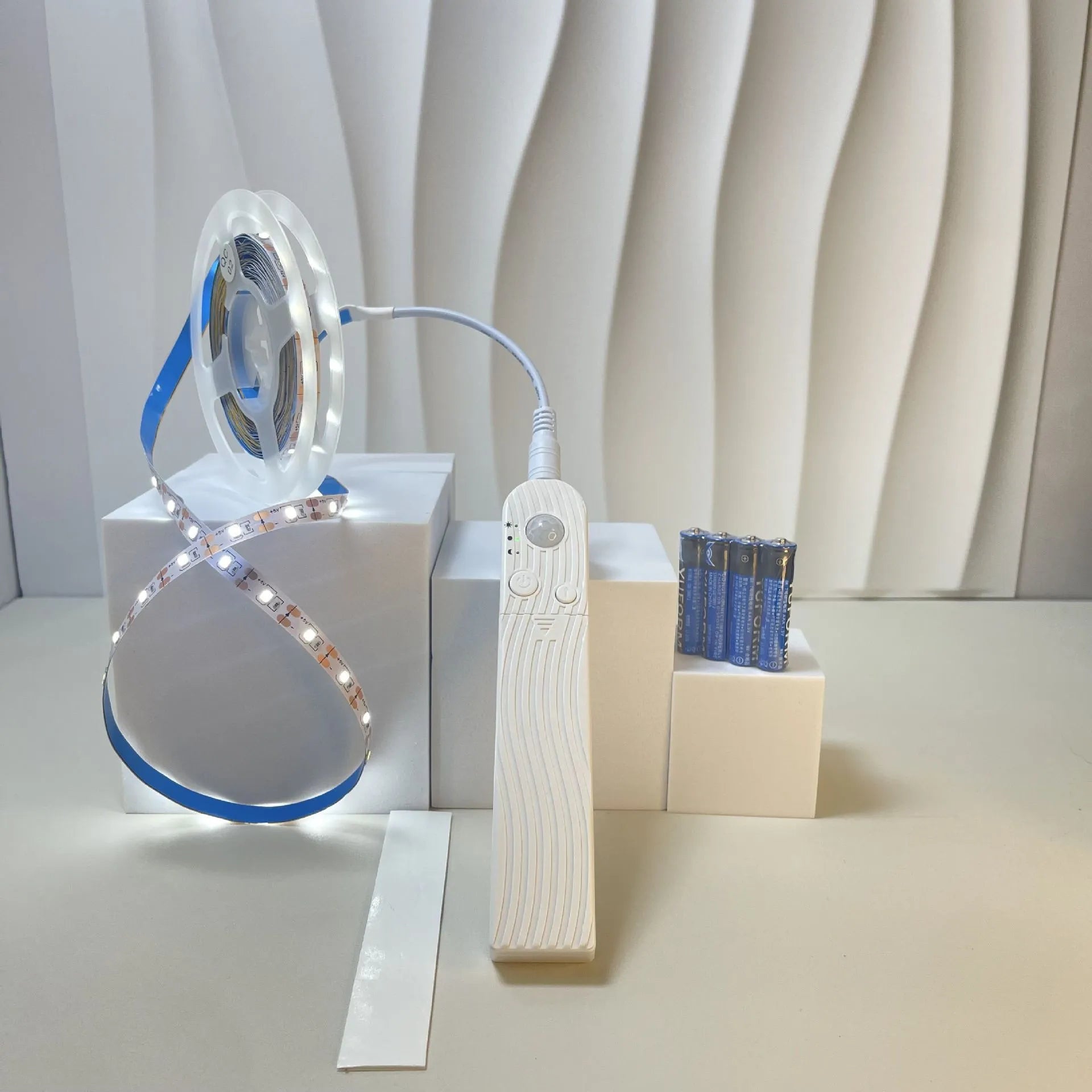 LED human body induction light strip under a bed, 60 beads 3-5W waterproof automatic cabinet lighting