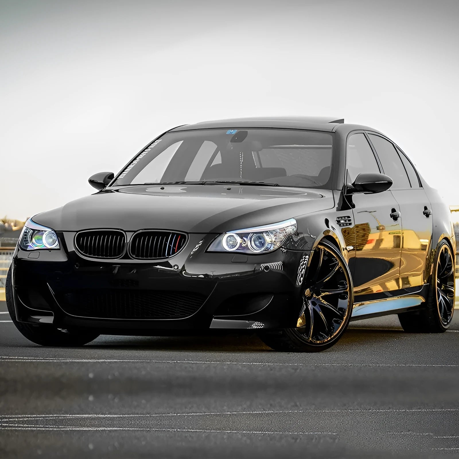 BMW 5-Series E60 E66 carbon fibre front grille with ABS frame and chrome trim for 2004-2009 models