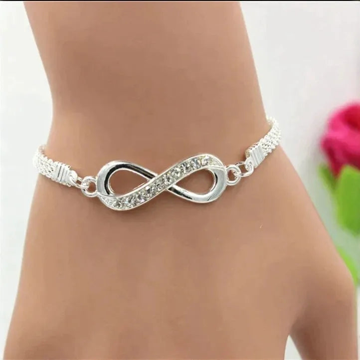 Silver-plated zinc alloy bracelet with geometric infinite design for women