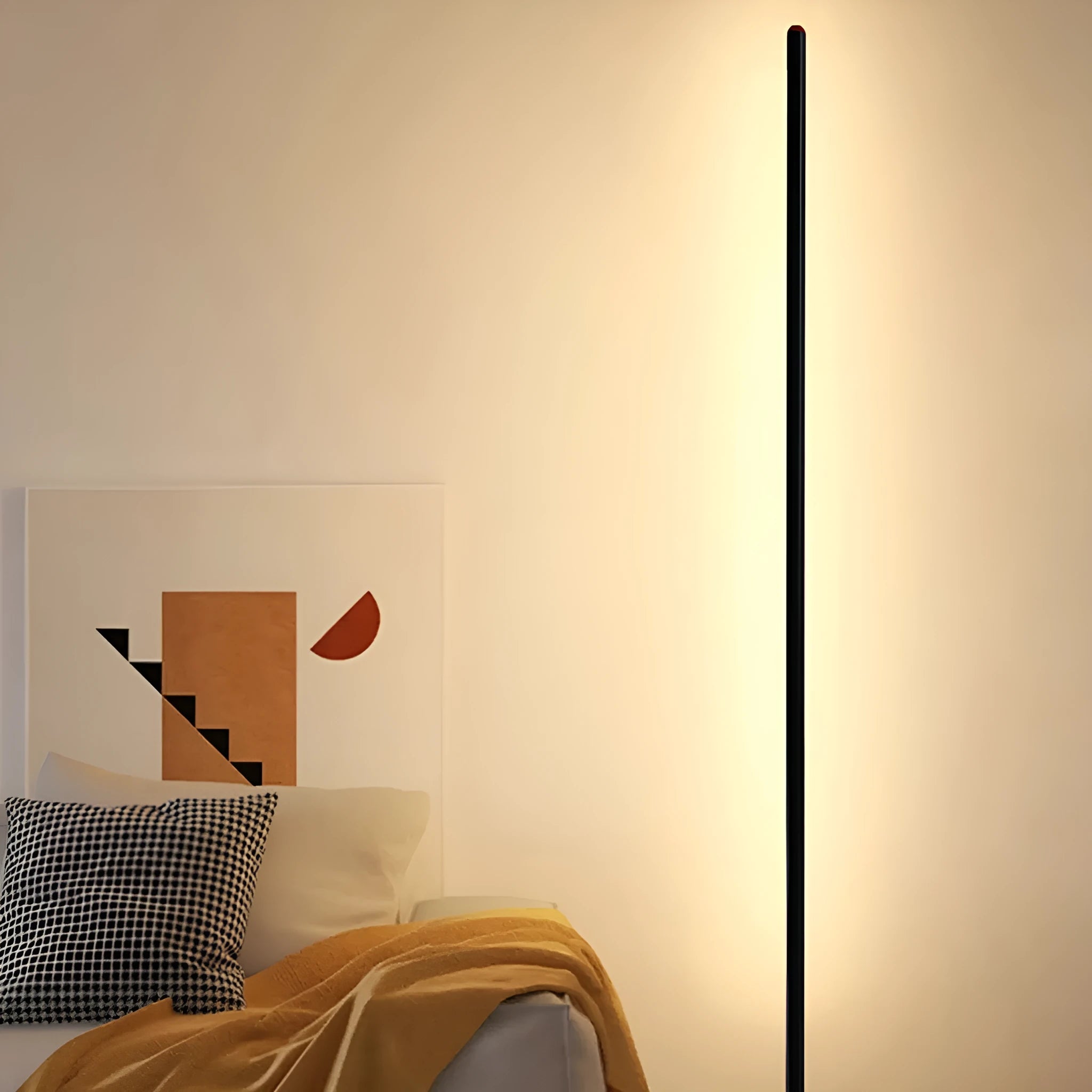 Vertical aluminium alloy floor lamp with LED light in modern simplicity design