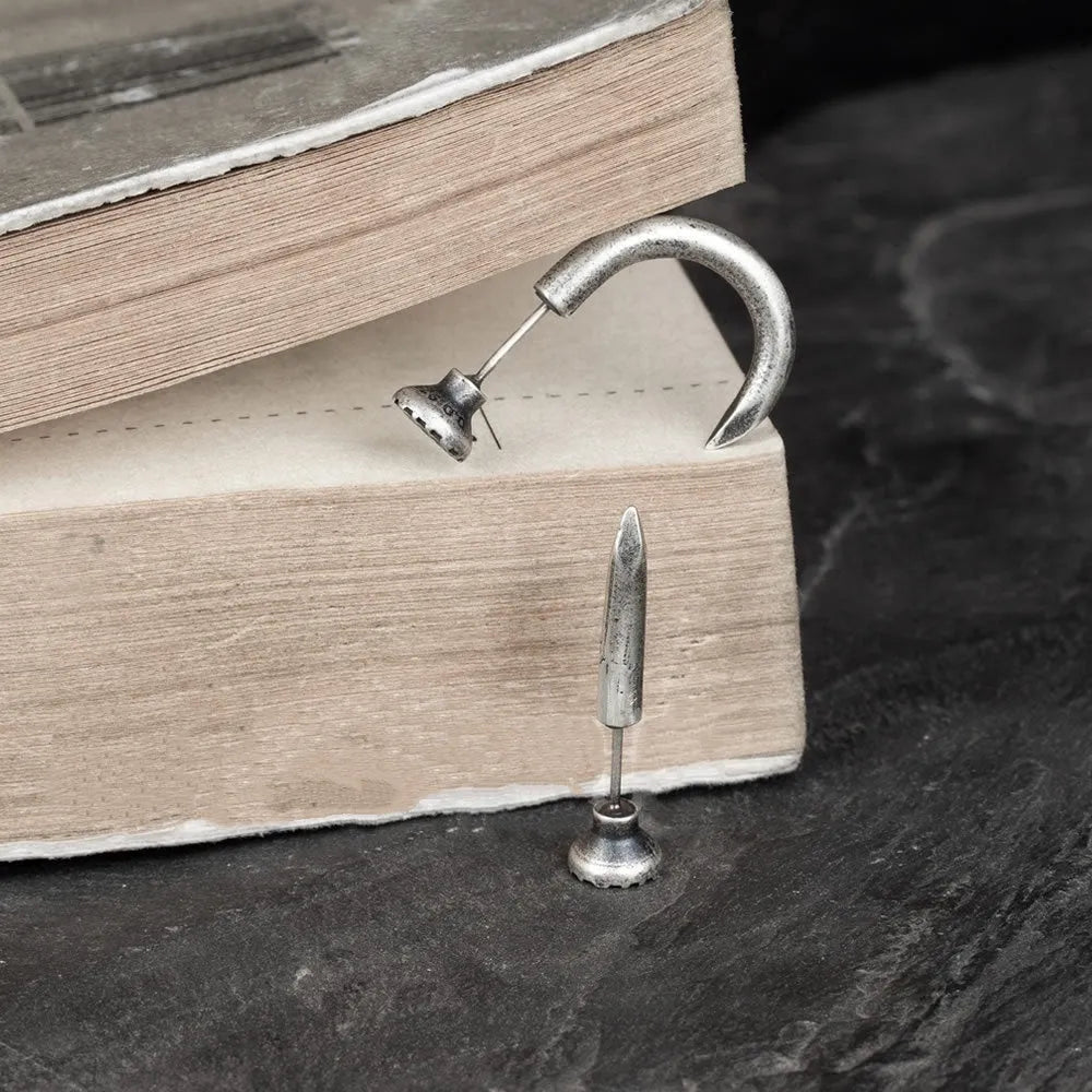 S925 sterling silver punk stud earrings with straight or curved nail designs in retro style