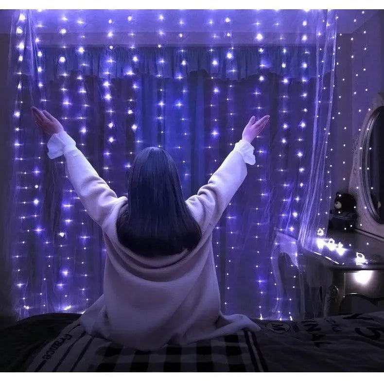 Remote control USB curtain light with copper wire, PVC shell, available in 3x3m 300 lights, warm white or four colours