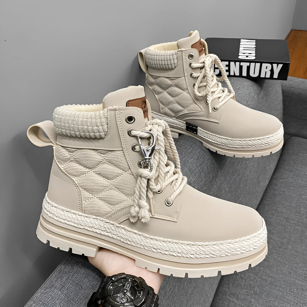 High-top men's boots in animal pattern with pointed toe and platform sole, artificial PU upper, PVC sole