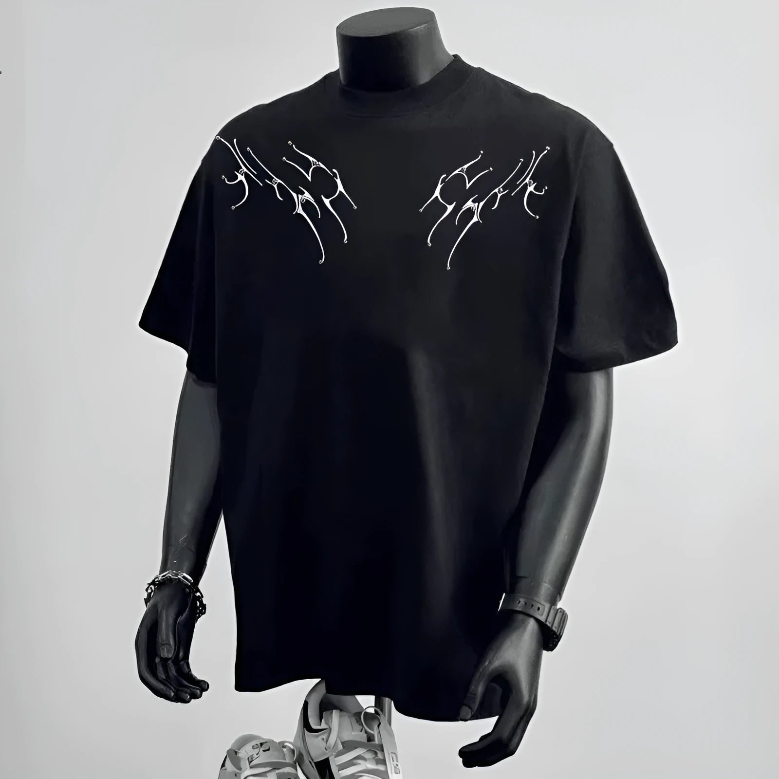 Men's black and white loose fit cotton t-shirt with letter print for business casual wear