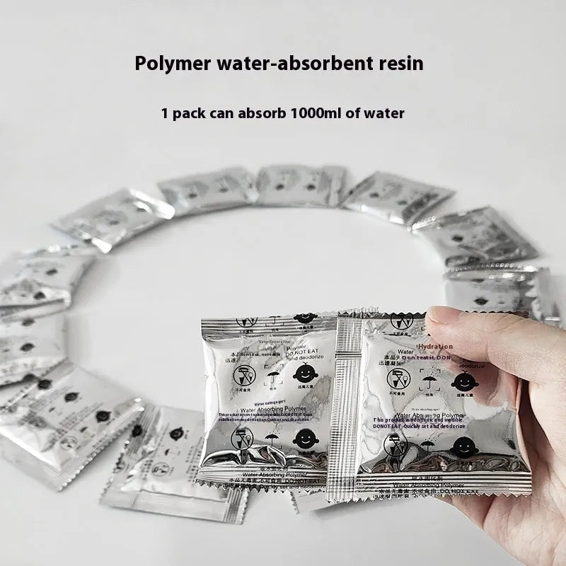 Disposable emergency urine bag kit with curing agent packs and garbage bags for portable toilet use