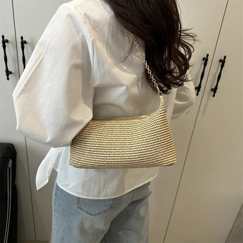 Straw woven beach shoulder tote bag in horizontal square shape with sandwich pocket design