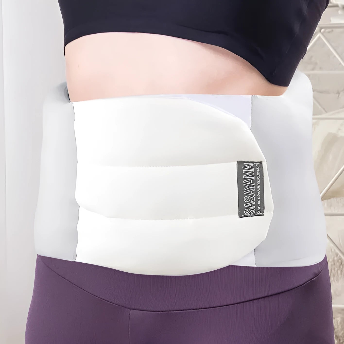 Thermal protective gear waist pillow for football and fitness, average size in Gray White colour