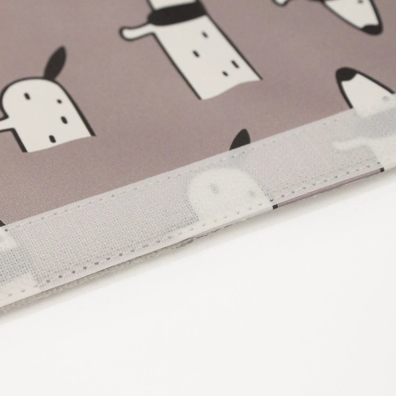 Cute Dachshund cartoon design artificial leather car seat belt shoulder cover.