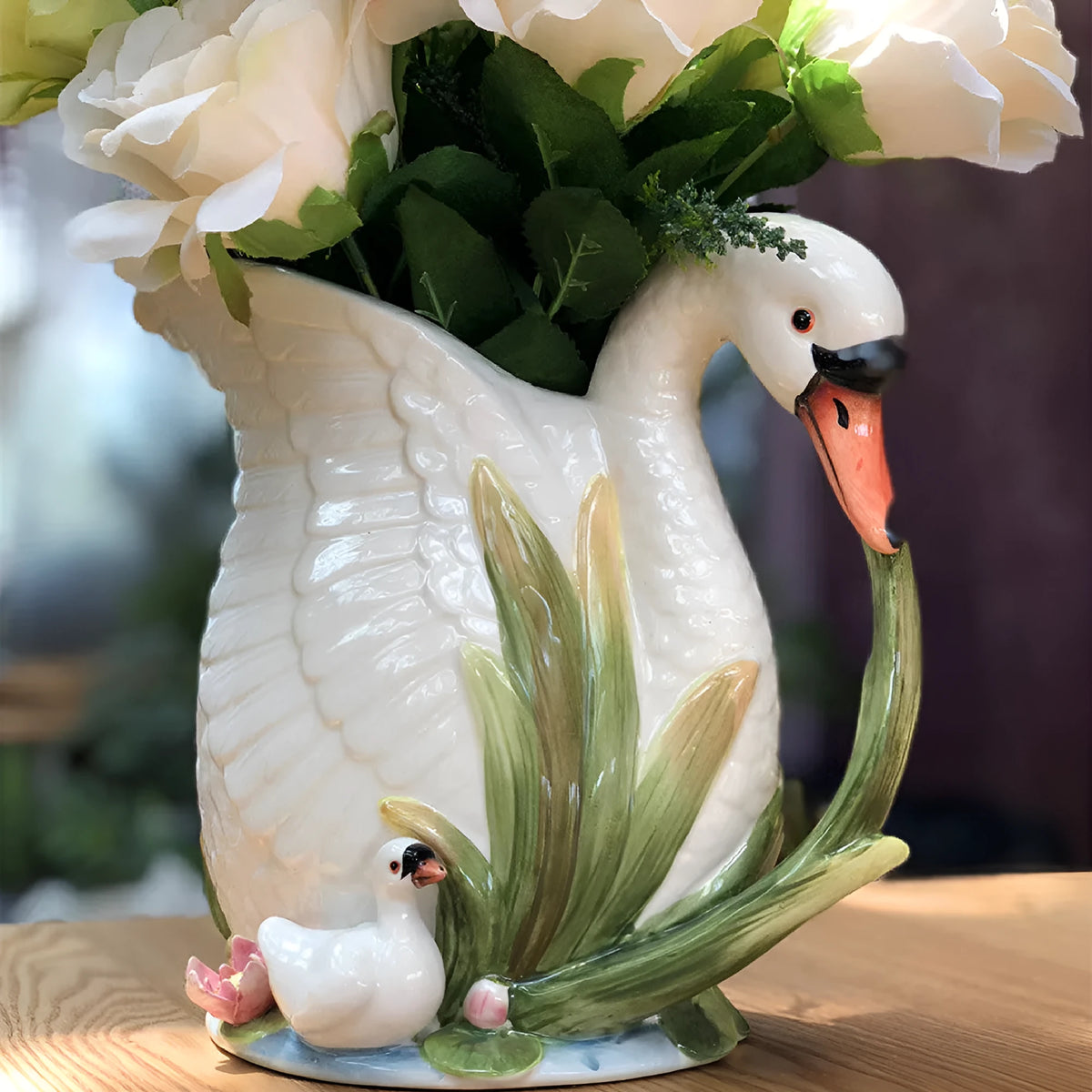 Pastoral style ceramic swan vase with embossed effect, 24.1 cm x 15.2 cm x 20 cm, in picture colour