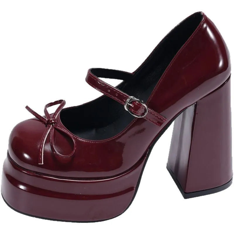 Women's chunky heel platform Mary Jane shoes in black with buckle closure and round toe