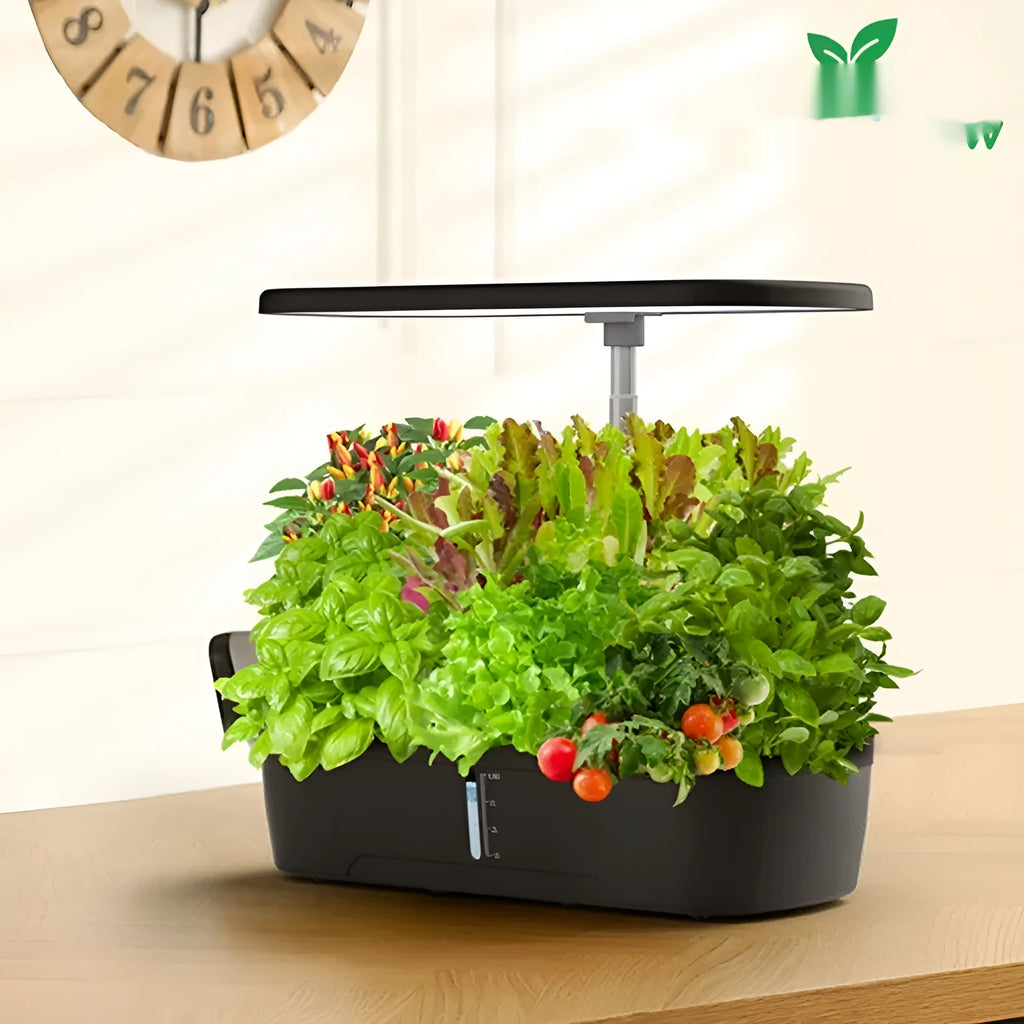 Household supplementary light sunlight plant growth lamp with 60 LED beads in black PVC shell