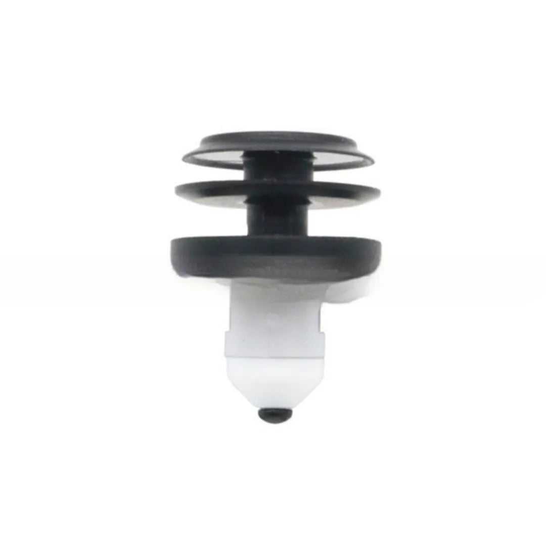 Black plastic nylon door trim panel buckle for BMW, available in 100PCS or 200PCS packs