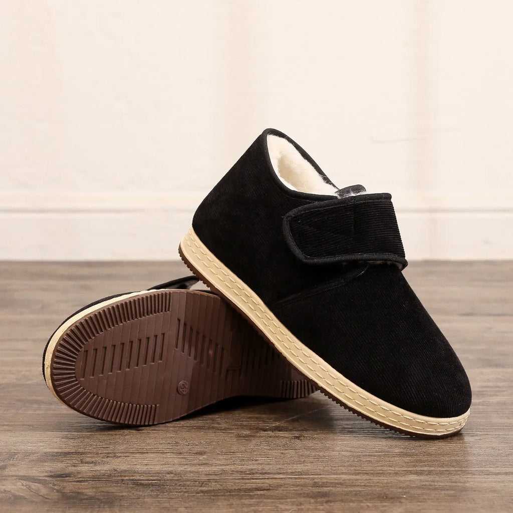 Soft soled velvet thick cotton winter shoes in black with buckle fastening, size 38 to 45