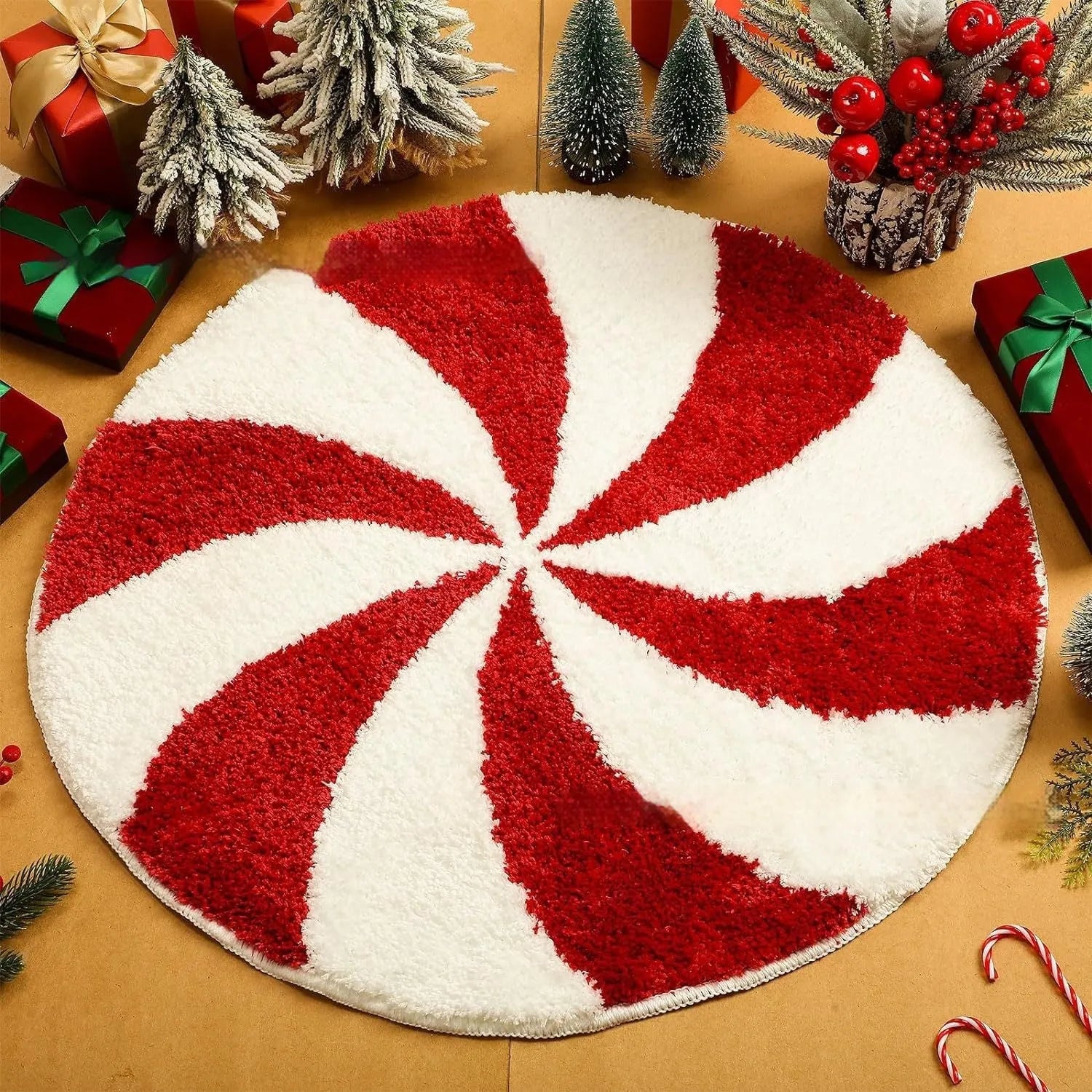 Christmas round polyester carpet in festive print, square shape on wooden floor