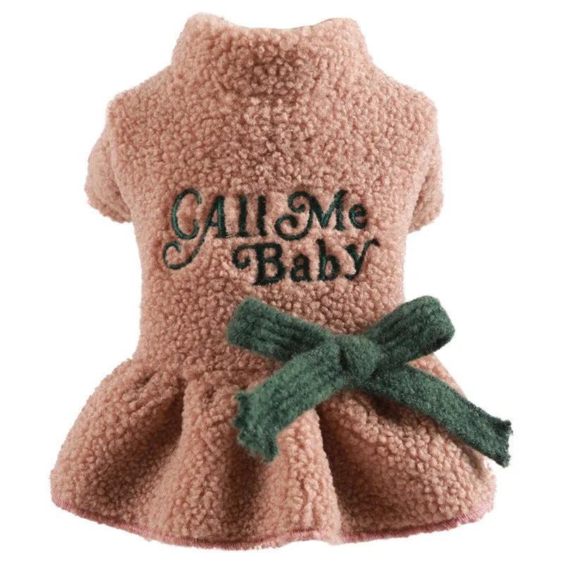 Pet warm berber fleece skirt in dark blue and pink colours with polyester construction