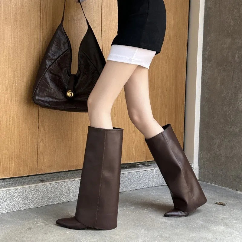 Children's pointed toe high heel boots with wedge heel in black microfiber, side view
