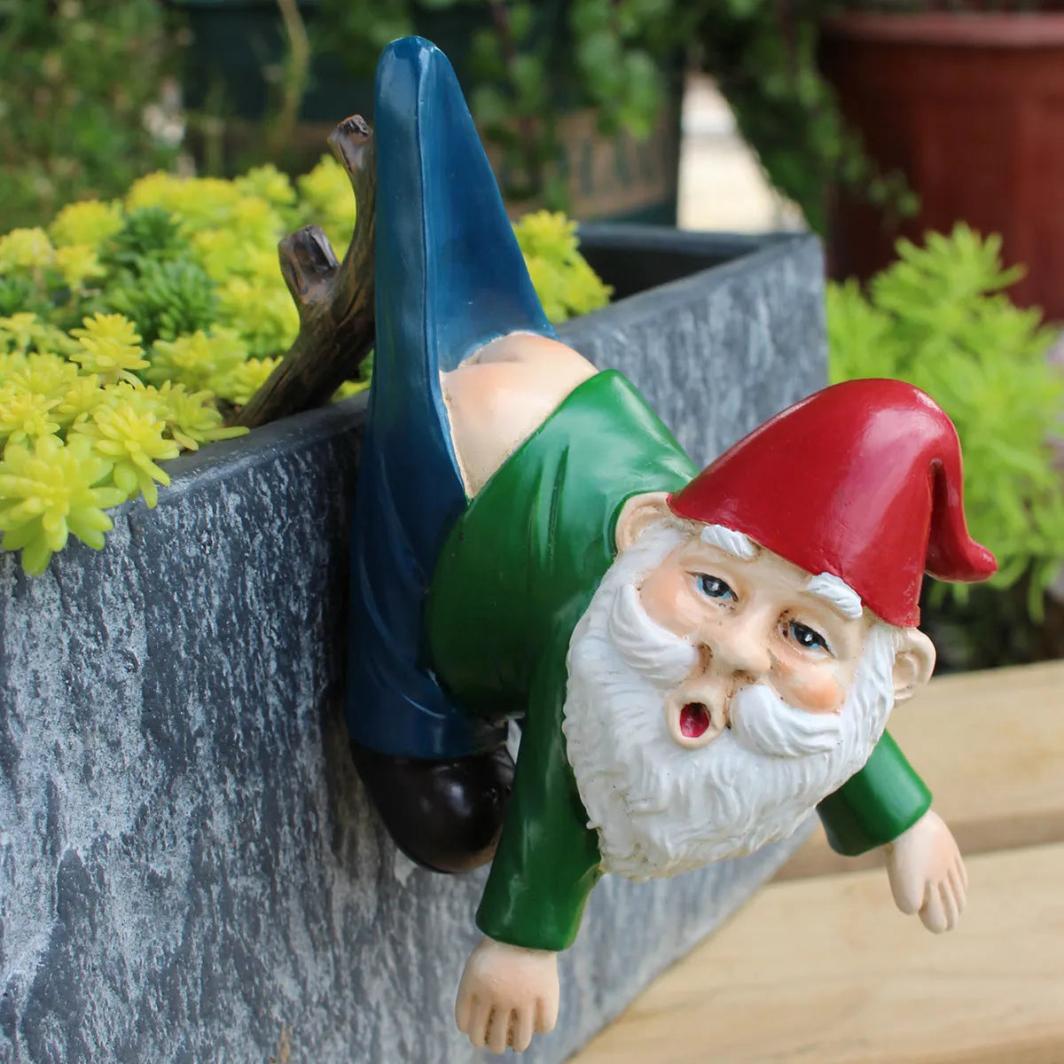 Resin craft ornament dwarf pants pendant 14x10x8cm American country style polished finish