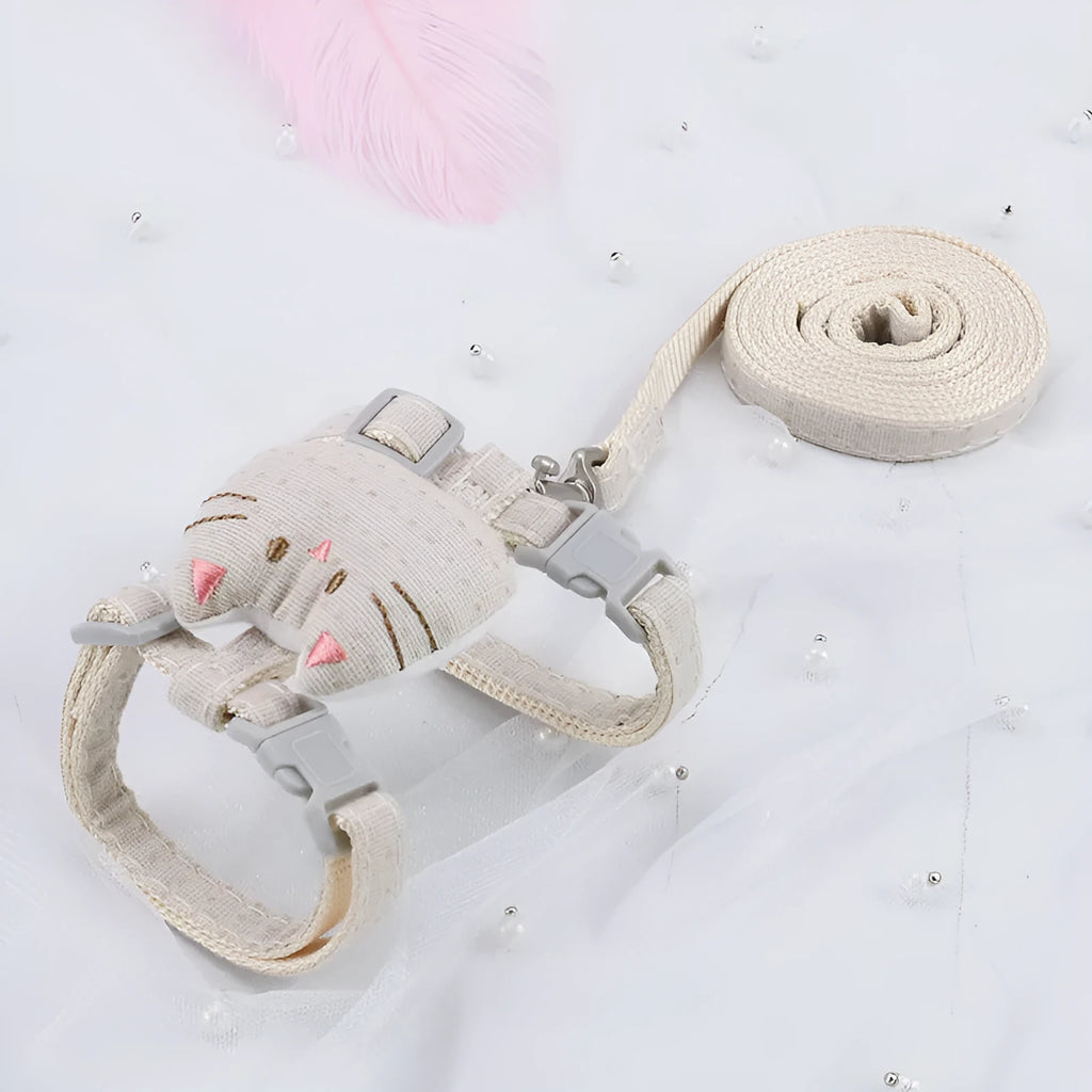 T-shaped cloth cat pulling rope in pink colour suitable for cats up to 8kg