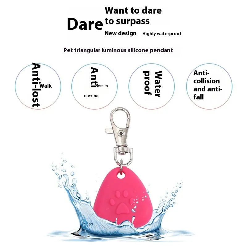 Silicone triangle pet pendant ornament with LED light feature in multiple colours for festive pet accessories