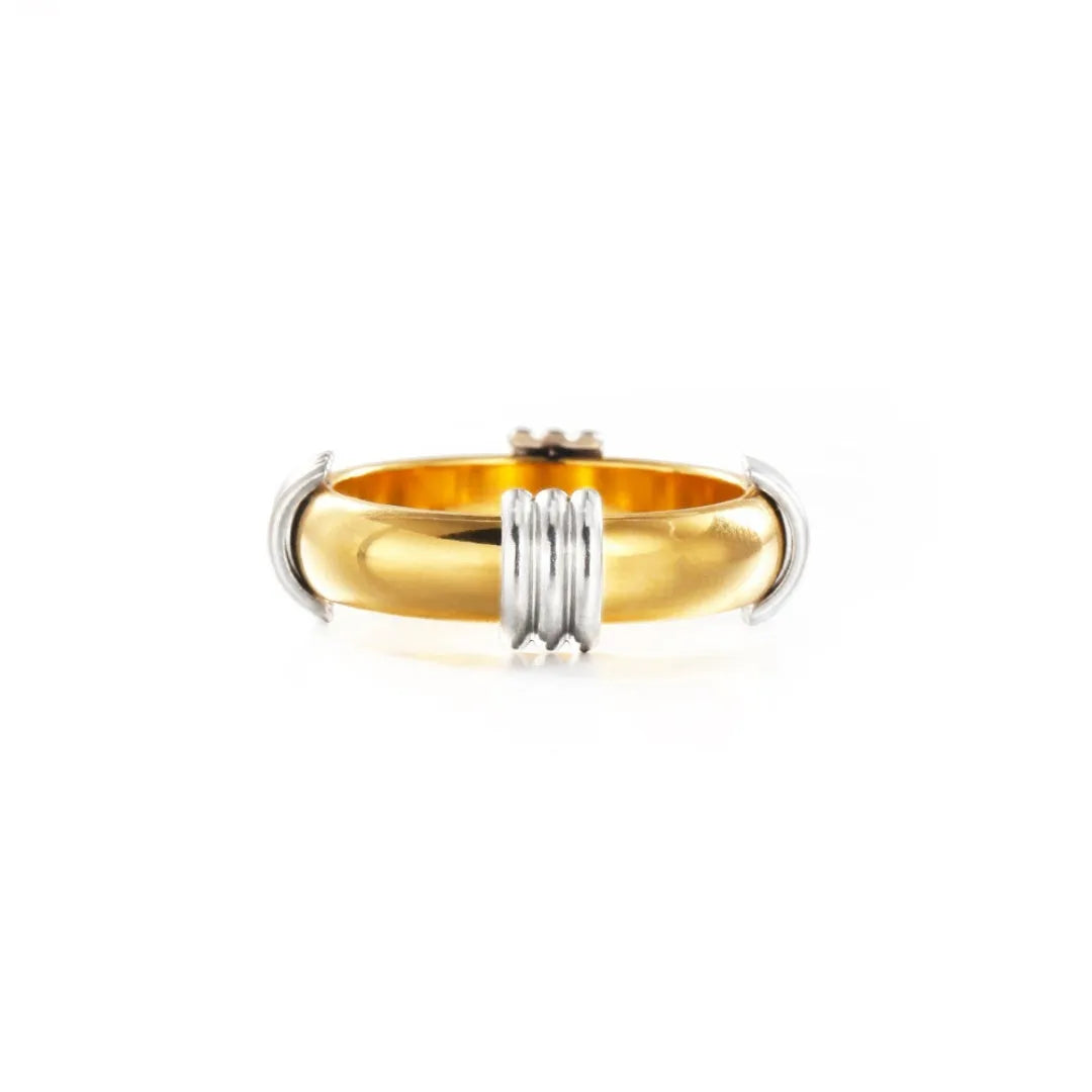 Gold electroplated titanium steel unisex ring with letter number text modelling, sizes 6 Yard and 8 Yard.