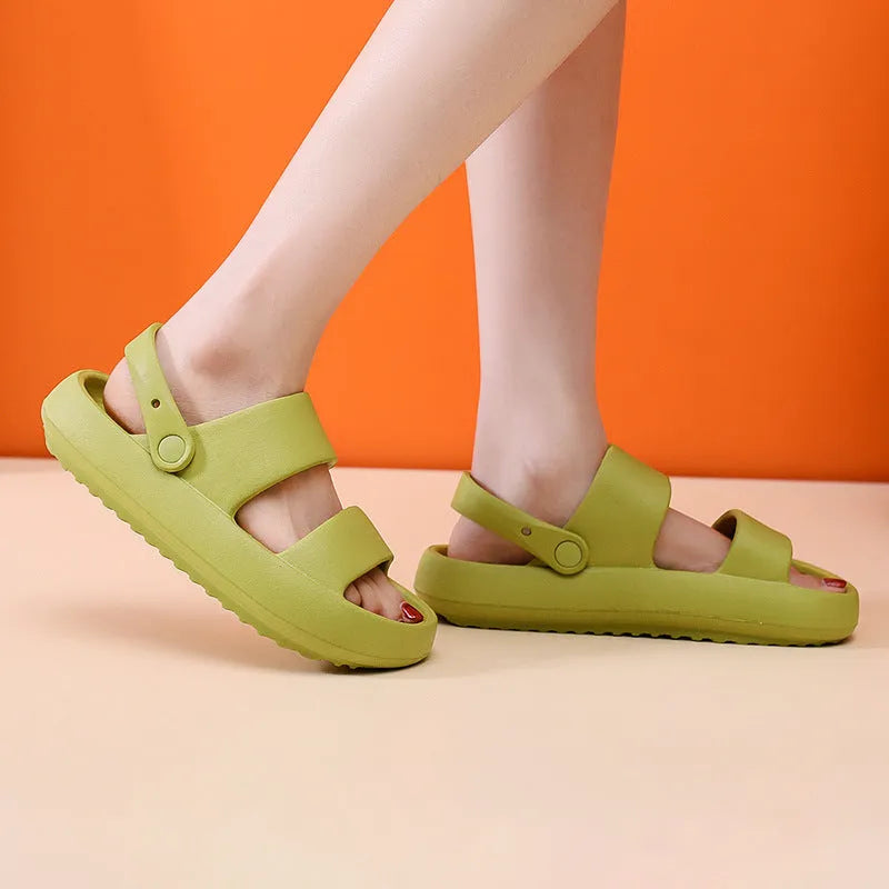 Unisex adjustable sandals with 3cm thick EVA bottom in beige colour