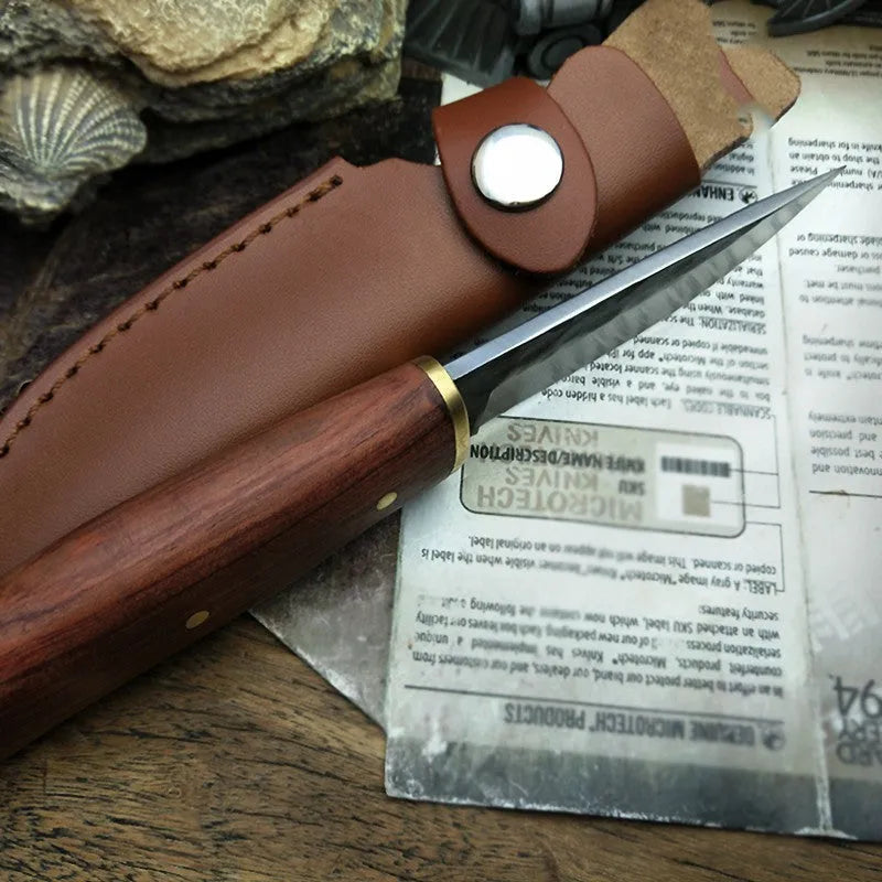 Brown outdoor survival knife with stainless steel 8cm blade and mahogany handle