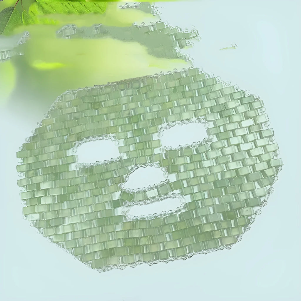 Natural jade face mask with conforming shape and pendant form, light green or light yellow, 16x9x9cm or 25x12cm