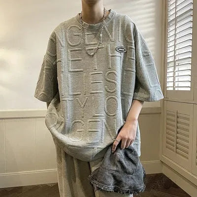 Men's grey retro letter print T-shirt with three-dimensional design and loose fit
