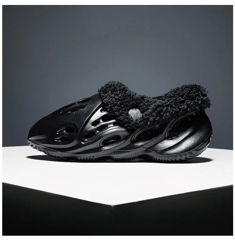 Children's cotton hole shoes in black cotton, EVA upper, slip-on design, side view