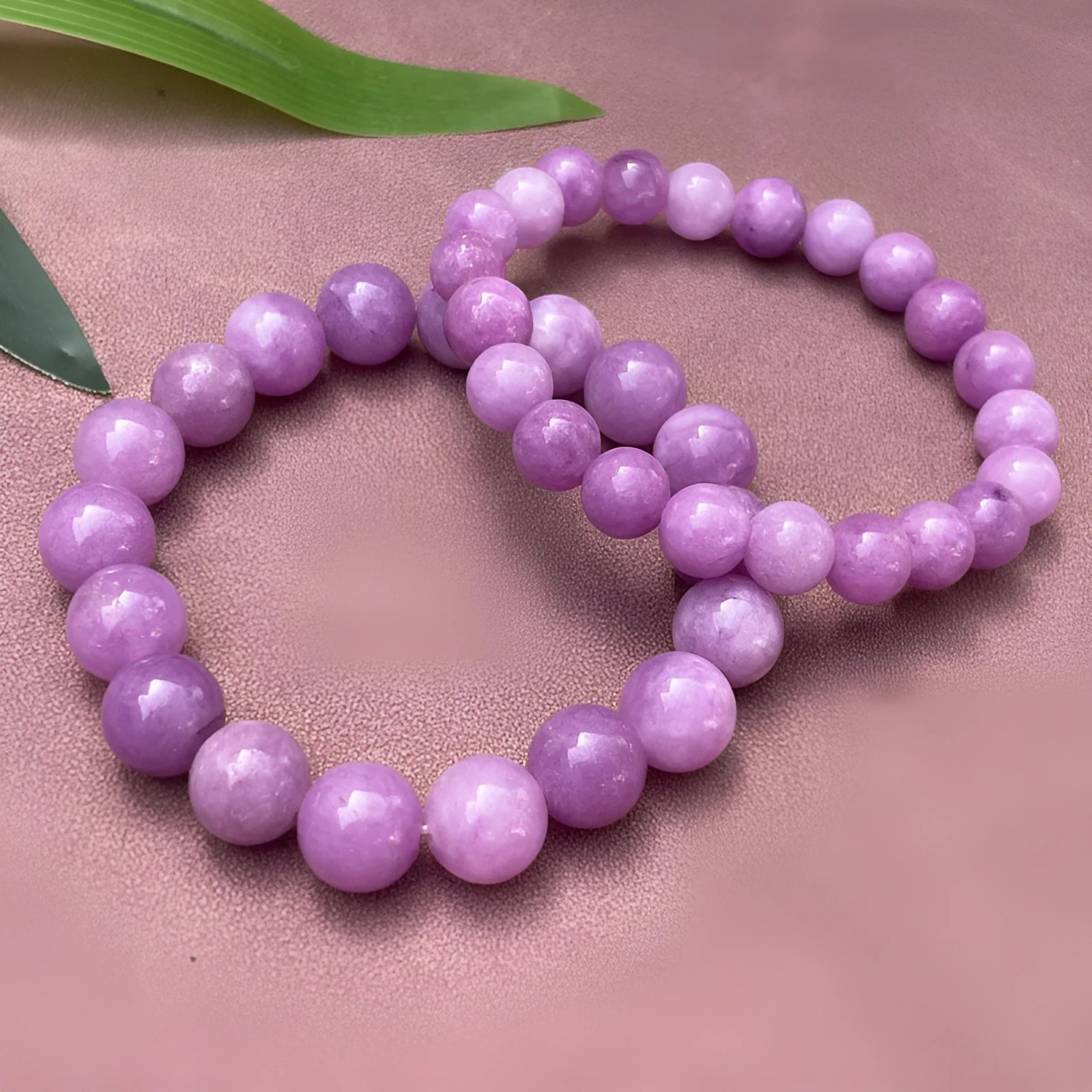 Chinese style quartz jade bracelet showing single circle and plain three circle design options.