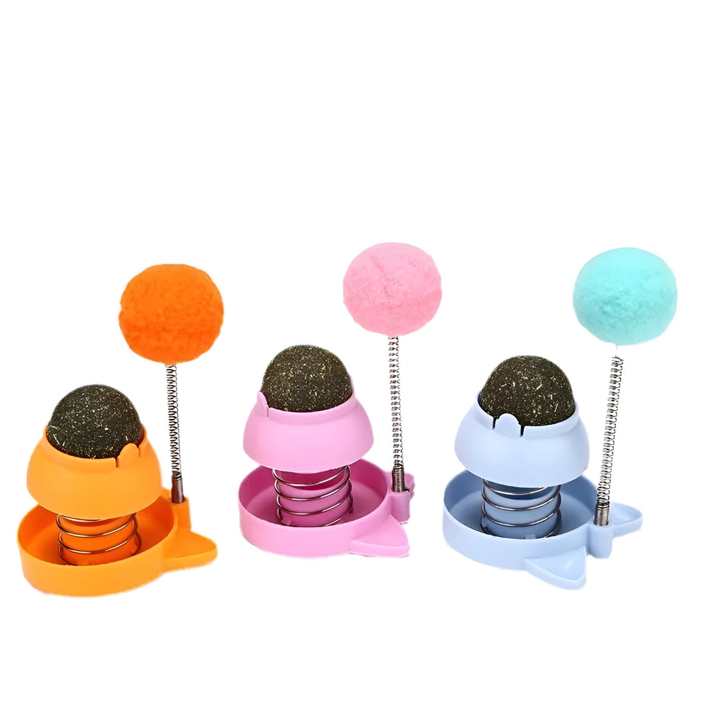 Cat toy with mint ball measuring 55mm diameter for hairball relief and teeth cleaning
