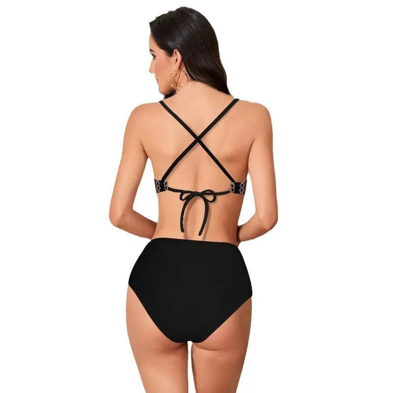 Striped one-piece women's swimsuit in pattern colour 1 and colour 2, sleeveless, polyester fibre fabric