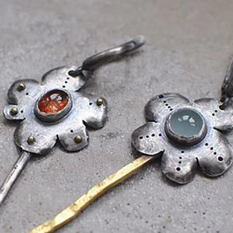 Retro geometric flower drop earrings with asymmetrical two-tone electroplated finish