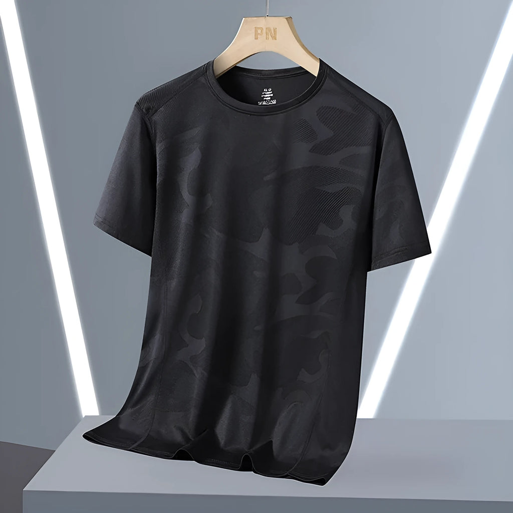 Men's plus size camouflage pattern summer t-shirt in loose fit with short sleeves