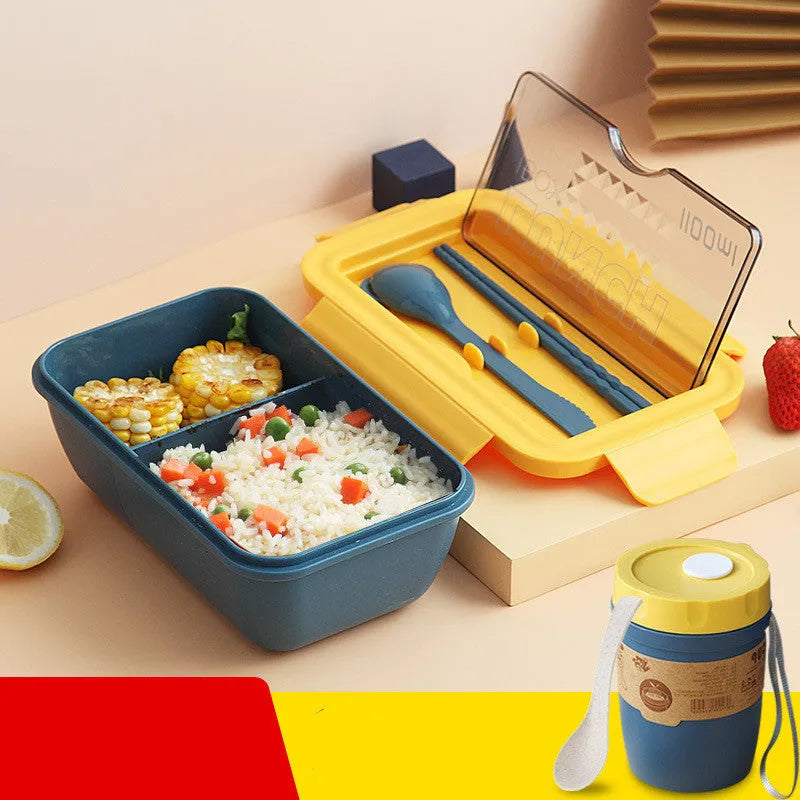 Four-layer partitioned bento lunch box in Nordic style with green, red and yellow colour options