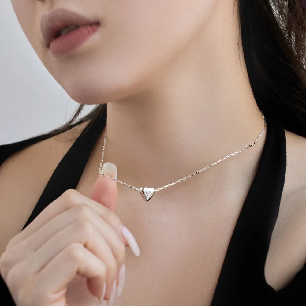 Women's 925 silver heart pendant clavicle chain with electroplated gold or silver finish