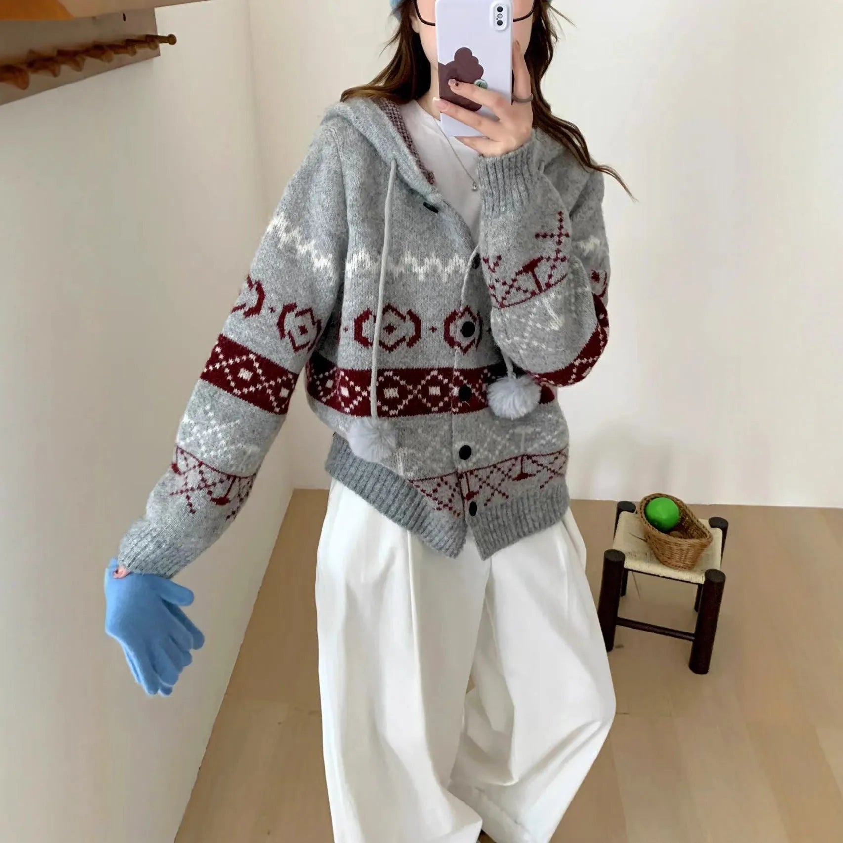 Women's loose-fit geometric brocade sweater coat in milky white, plus size.