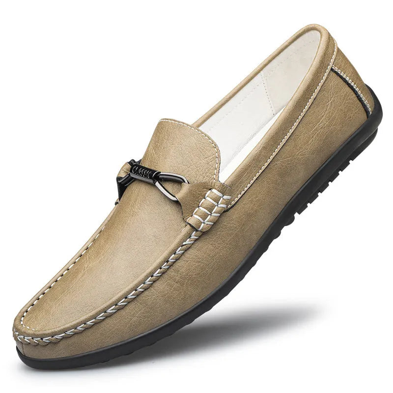 Breathable slip-on shoes with two-layer cowhide upper, flat heel, round toe, solid colour, sizes 37-46.