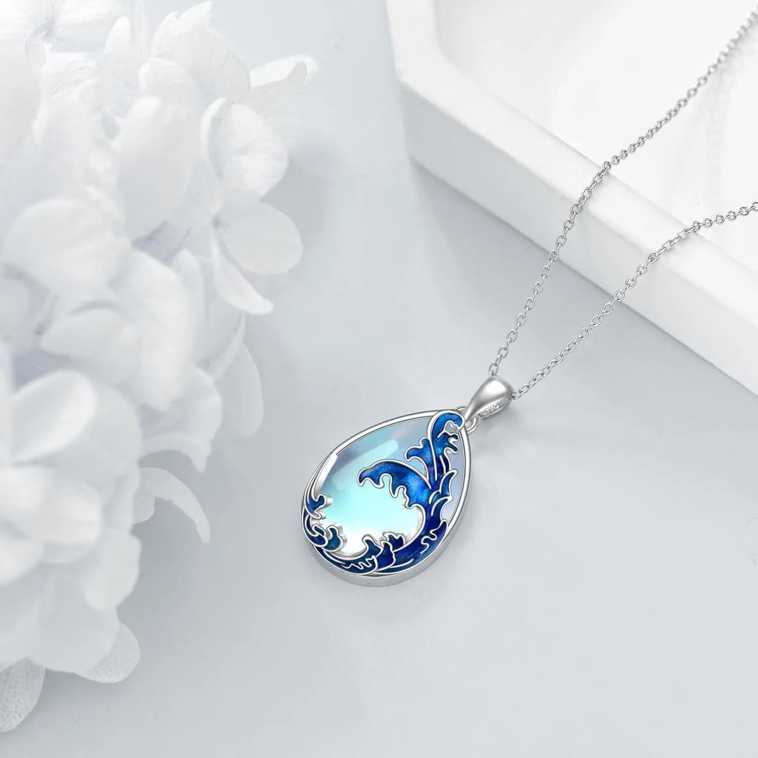 Hailang women's necklace with blue heart-shaped alloy pendant on a gold-toned adjustable chain.
