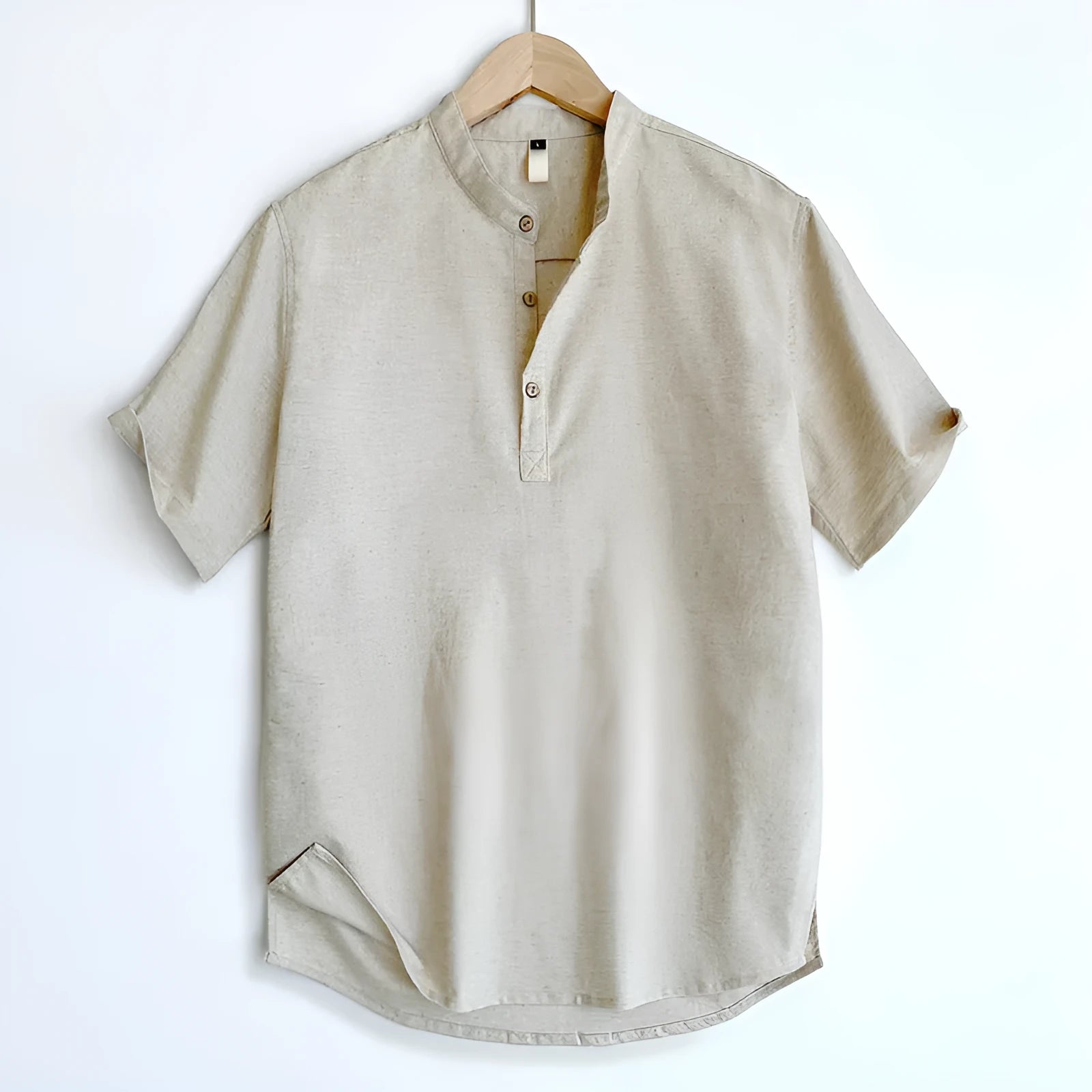 Men's linen summer T-shirt in solid colours with short sleeves and thin fabric