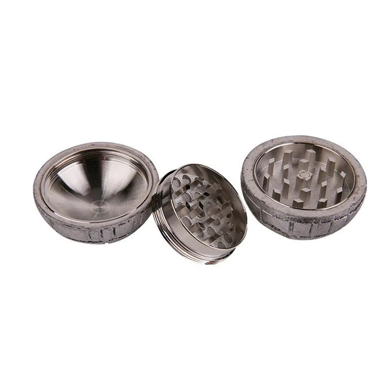 Three-layer 50mm zinc alloy and aluminium grinder in silver grey colour