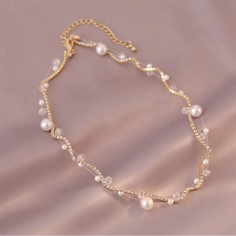 Female vintage retro imitation pearl necklace with geometric shape, adjustable 21-50cm perimeter, available in multiple colours