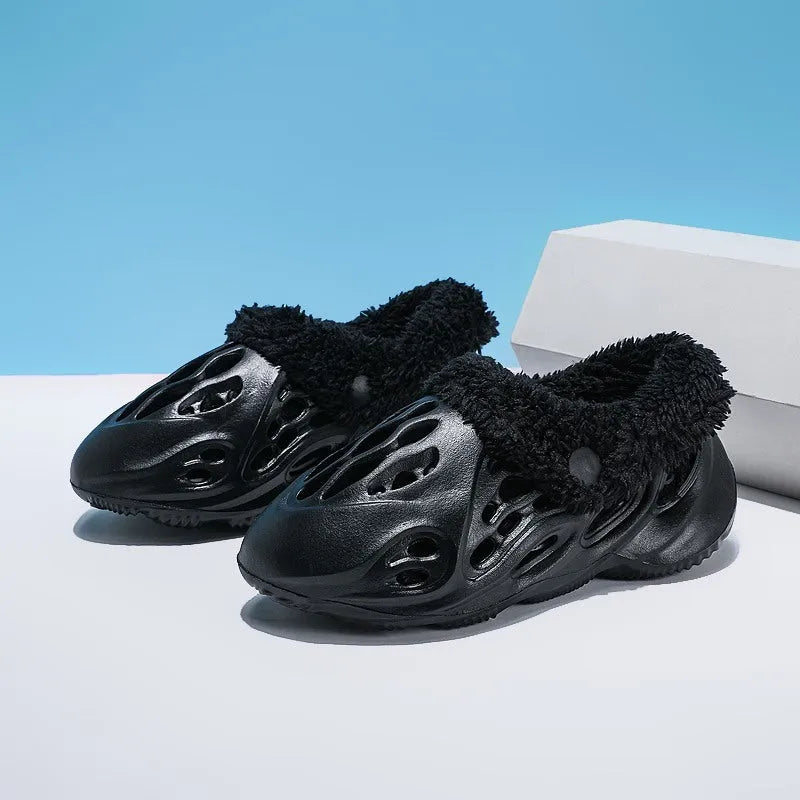 Children's cotton hole shoes in black cotton, EVA upper, slip-on design, side view