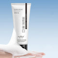White whitening facial cleanser bottle 100ml for freckle removal and pore cleansing