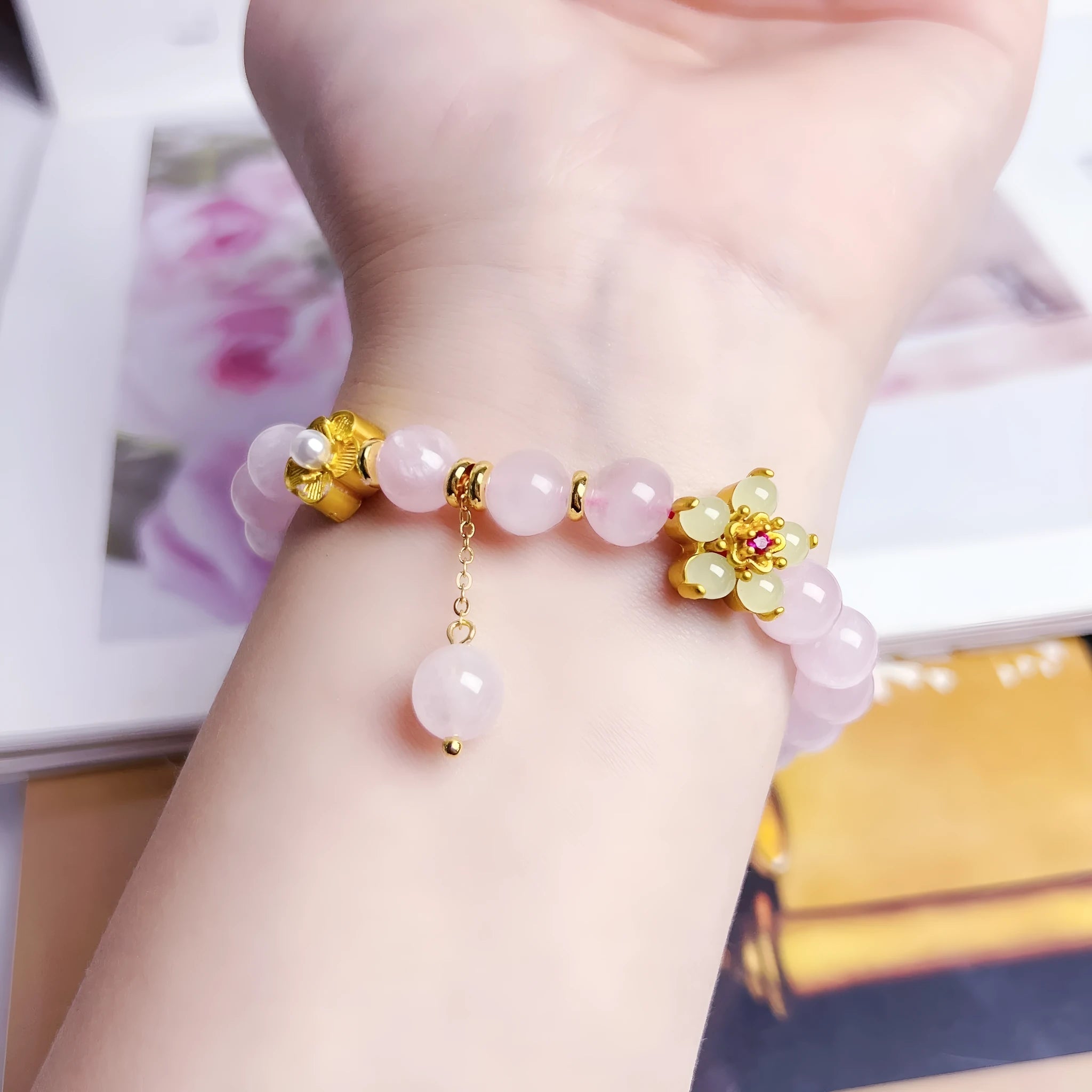 NAFU Chinese crystal peach blossom bracelet with pink colour and natural style