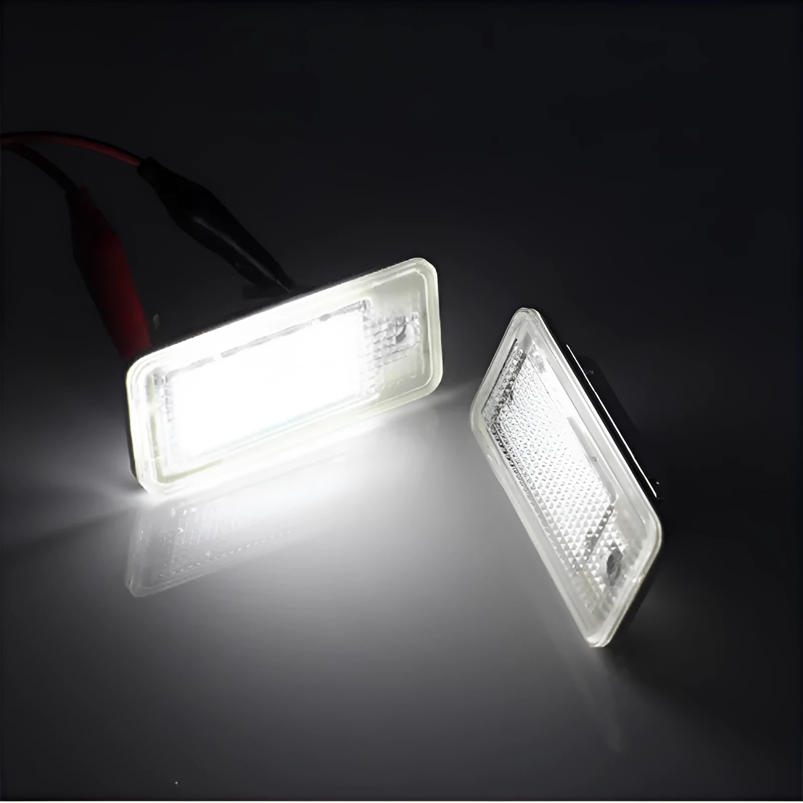 LED license plate light for Audi vehicles, 12V 4W 6500K cool white, PC material housing