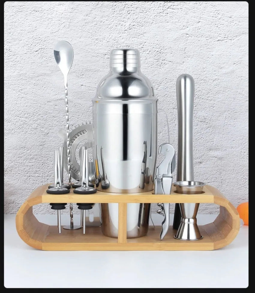 23-piece stainless steel cocktail set with European style acrylic design including shaker and bar tools
